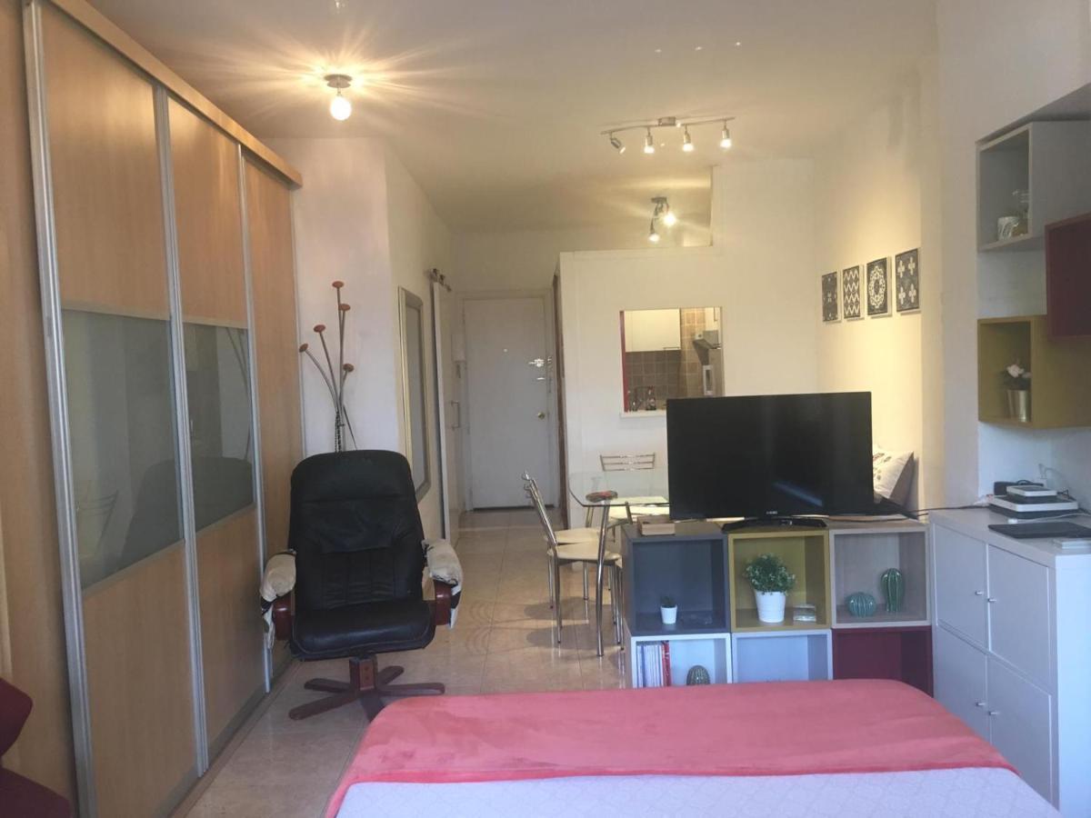- Estudio En Urbanizacion Parque La Carolina Apartamento Marbella